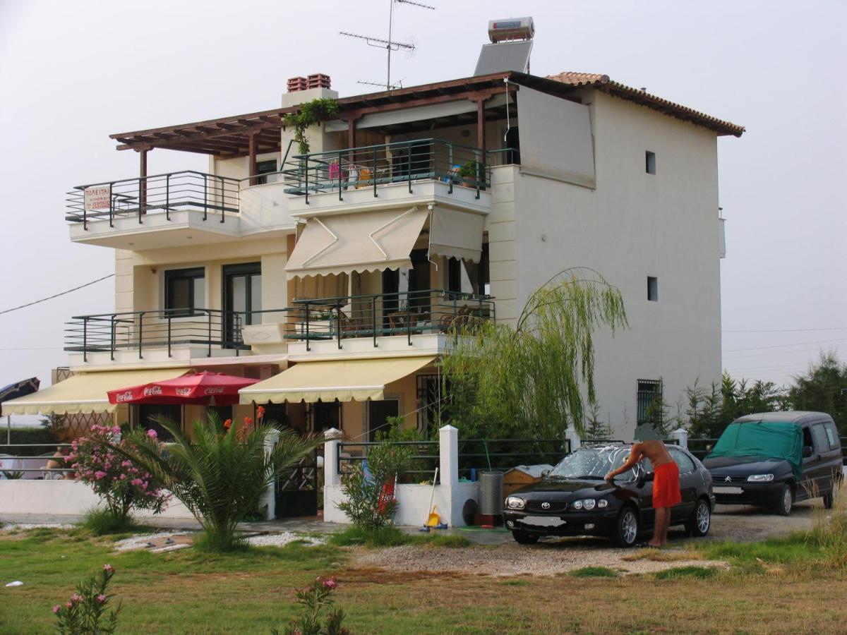 Oxana House Appartement Nea Moudania Buitenkant foto